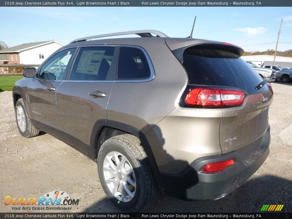 2018 Jeep Cherokee Latitude Plus 4x4 Light Brownstone Pearl / Black Photo #3