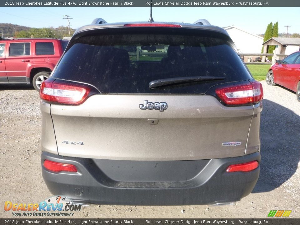 2018 Jeep Cherokee Latitude Plus 4x4 Light Brownstone Pearl / Black Photo #4