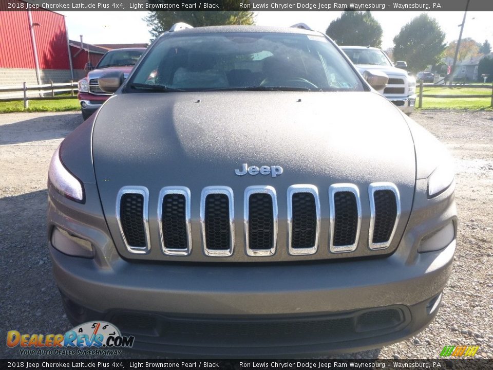 2018 Jeep Cherokee Latitude Plus 4x4 Light Brownstone Pearl / Black Photo #8