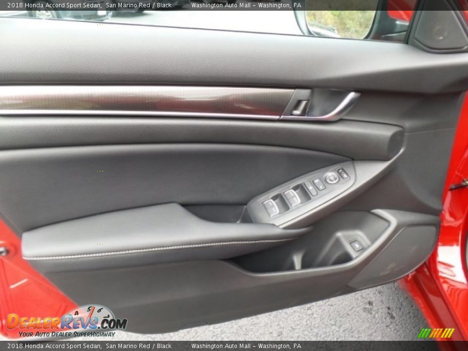 Door Panel of 2018 Honda Accord Sport Sedan Photo #13