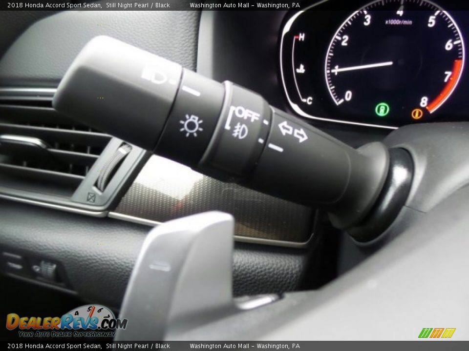 Controls of 2018 Honda Accord Sport Sedan Photo #20