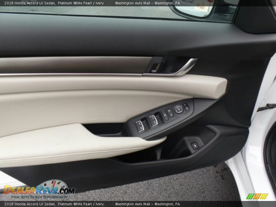 2018 Honda Accord LX Sedan Platinum White Pearl / Ivory Photo #13
