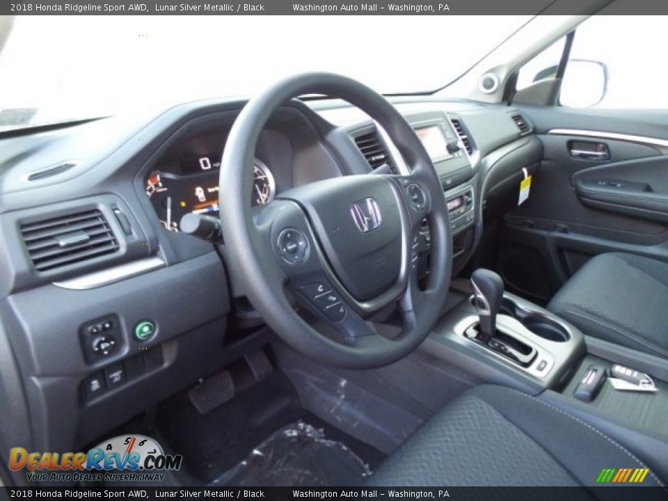 Dashboard of 2018 Honda Ridgeline Sport AWD Photo #10