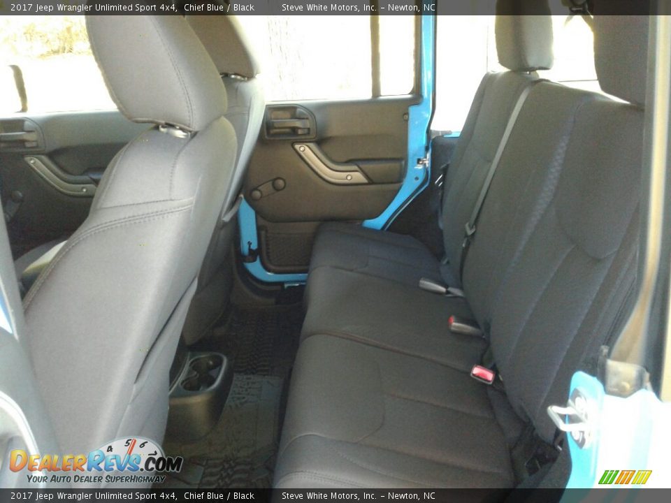 2017 Jeep Wrangler Unlimited Sport 4x4 Chief Blue / Black Photo #11