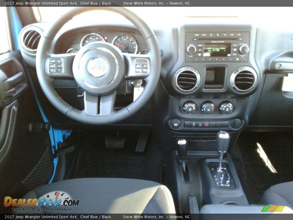 2017 Jeep Wrangler Unlimited Sport 4x4 Chief Blue / Black Photo #22