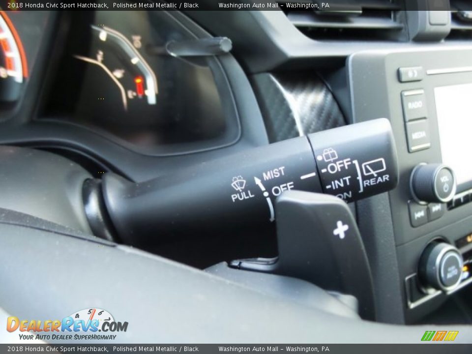 Controls of 2018 Honda Civic Sport Hatchback Photo #18