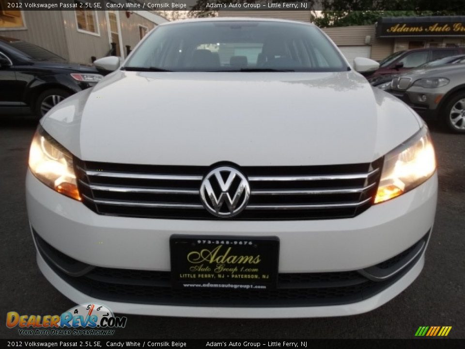 2012 Volkswagen Passat 2.5L SE Candy White / Cornsilk Beige Photo #2