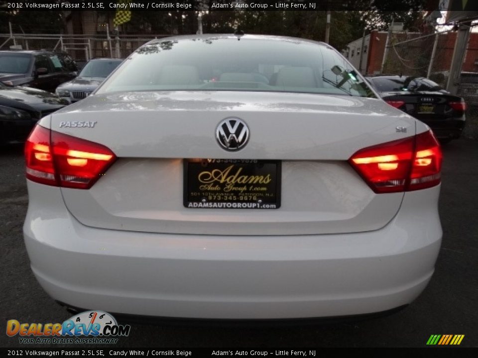 2012 Volkswagen Passat 2.5L SE Candy White / Cornsilk Beige Photo #6