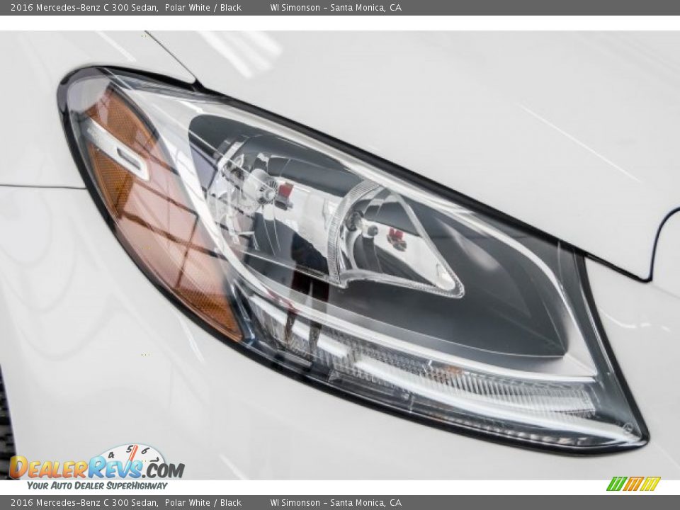 2016 Mercedes-Benz C 300 Sedan Polar White / Black Photo #29