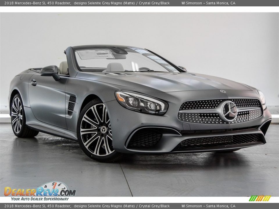 Front 3/4 View of 2018 Mercedes-Benz SL 450 Roadster Photo #12