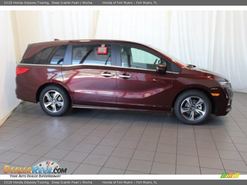 2018 Honda Odyssey Touring Deep Scarlet Pearl / Mocha Photo #3