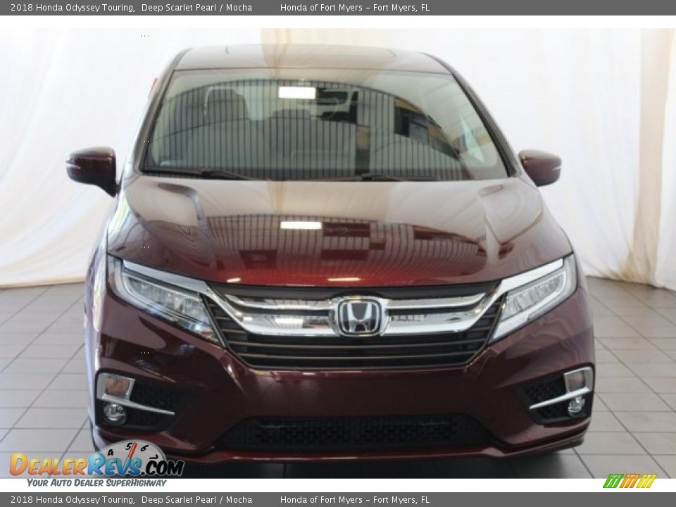 2018 Honda Odyssey Touring Deep Scarlet Pearl / Mocha Photo #4