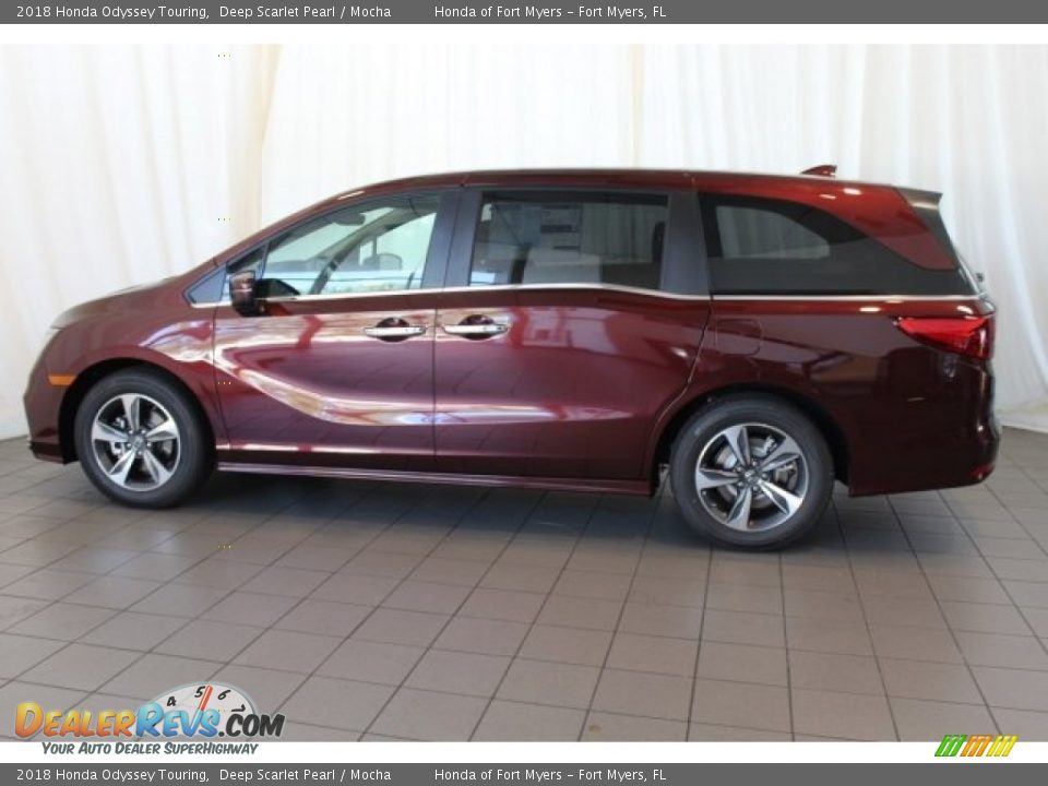2018 Honda Odyssey Touring Deep Scarlet Pearl / Mocha Photo #5