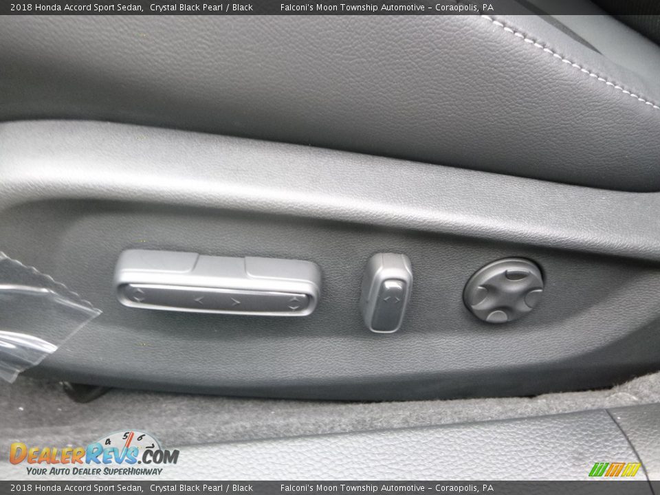Controls of 2018 Honda Accord Sport Sedan Photo #13
