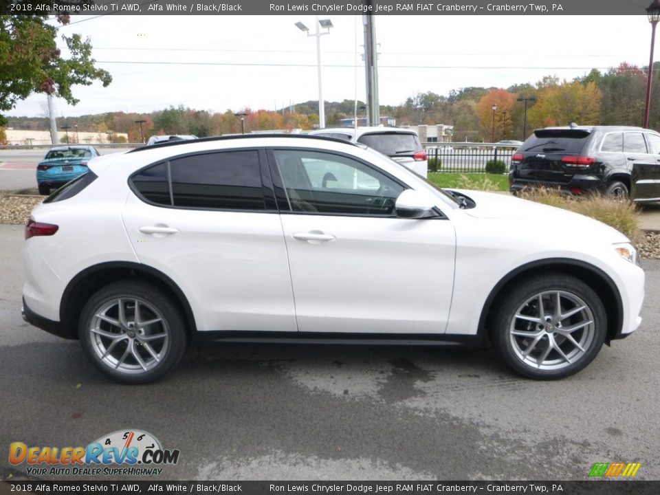 2018 Alfa Romeo Stelvio Ti AWD Alfa White / Black/Black Photo #9
