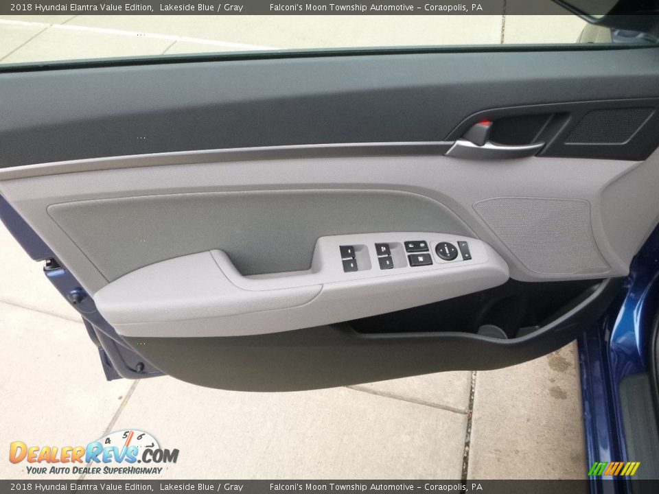 2018 Hyundai Elantra Value Edition Lakeside Blue / Gray Photo #10