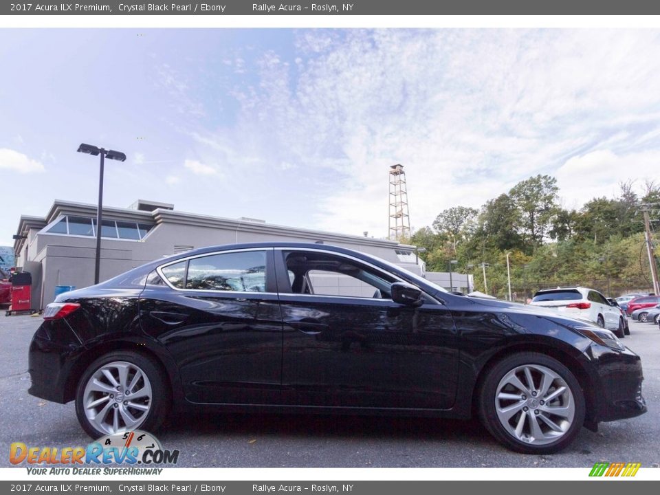 2017 Acura ILX Premium Crystal Black Pearl / Ebony Photo #7