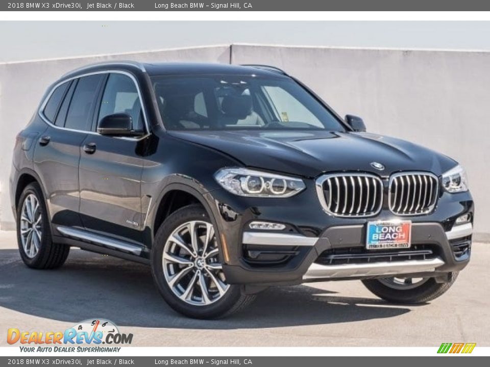 Front 3/4 View of 2018 BMW X3 xDrive30i Photo #12