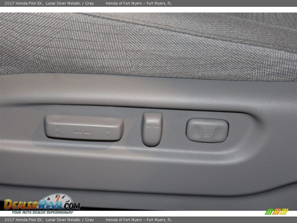 2017 Honda Pilot EX Lunar Silver Metallic / Gray Photo #11