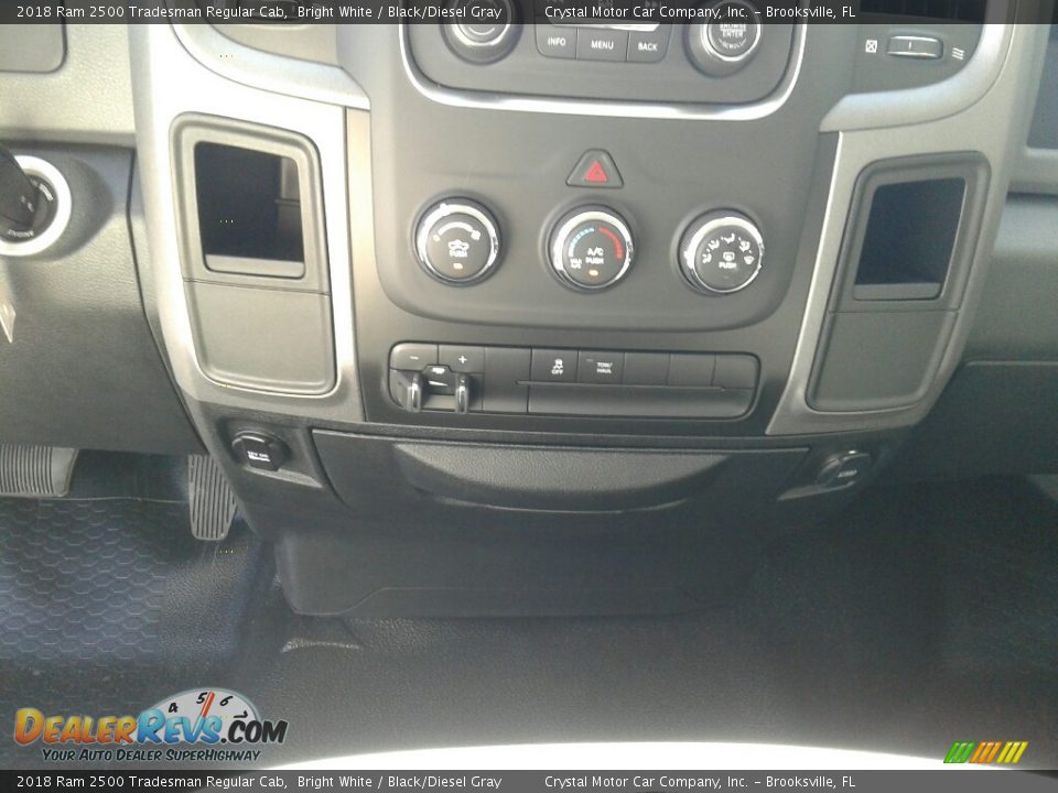 2018 Ram 2500 Tradesman Regular Cab Bright White / Black/Diesel Gray Photo #16