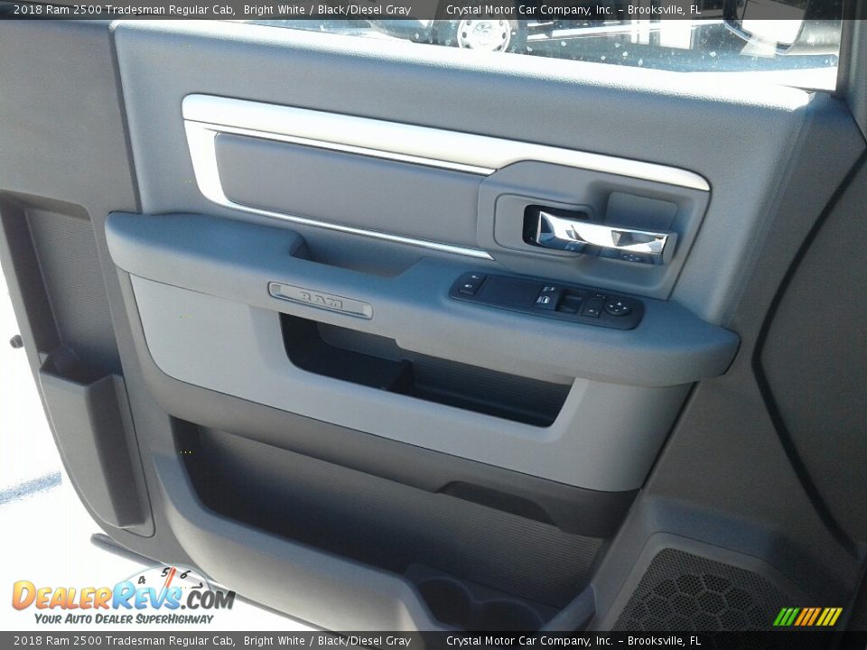 2018 Ram 2500 Tradesman Regular Cab Bright White / Black/Diesel Gray Photo #17