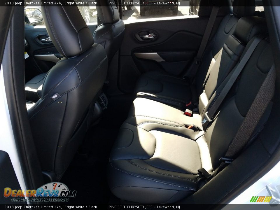 2018 Jeep Cherokee Limited 4x4 Bright White / Black Photo #6