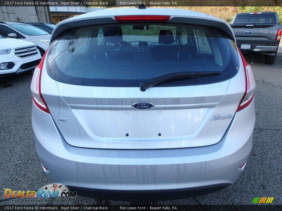 2017 Ford Fiesta SE Hatchback Ingot Silver / Charcoal Black Photo #3