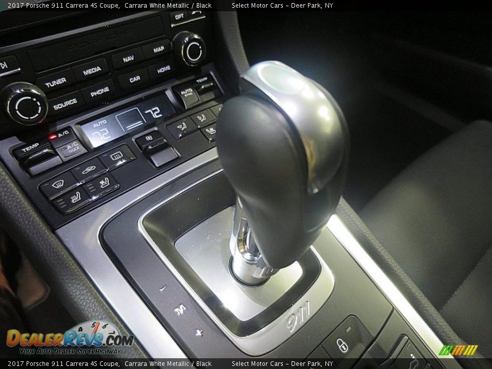 2017 Porsche 911 Carrera 4S Coupe Shifter Photo #30