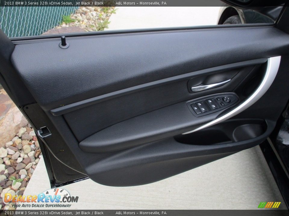 2013 BMW 3 Series 328i xDrive Sedan Jet Black / Black Photo #9