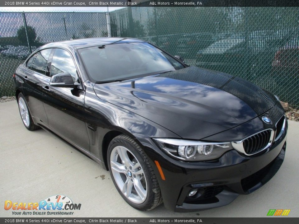 Front 3/4 View of 2018 BMW 4 Series 440i xDrive Gran Coupe Photo #7