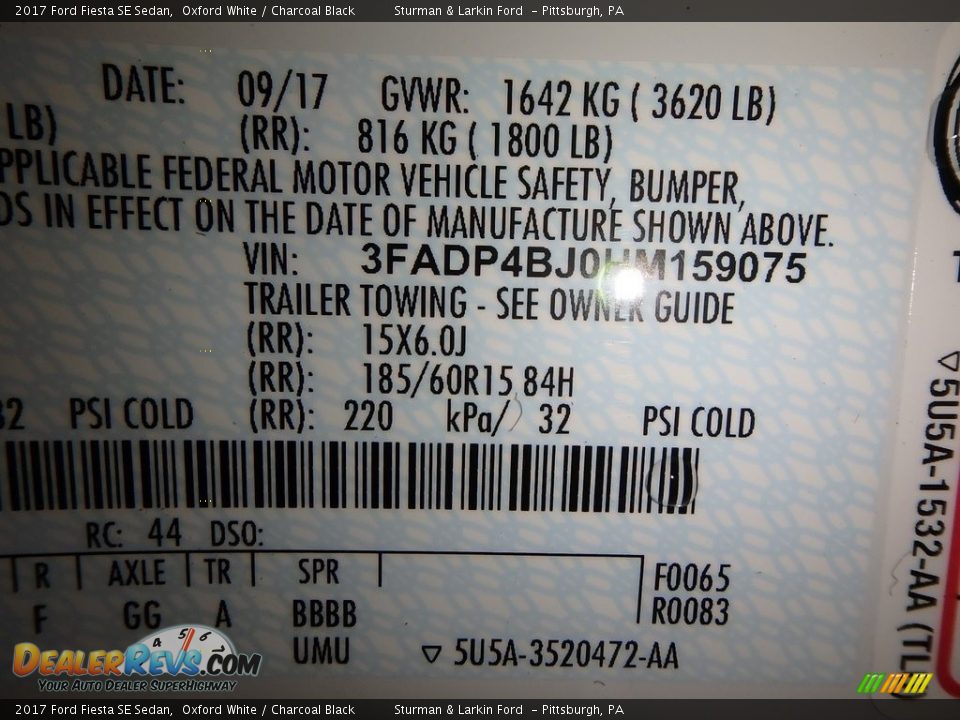 2017 Ford Fiesta SE Sedan Oxford White / Charcoal Black Photo #10