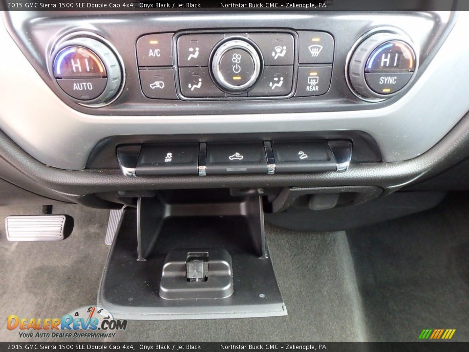 2015 GMC Sierra 1500 SLE Double Cab 4x4 Onyx Black / Jet Black Photo #29
