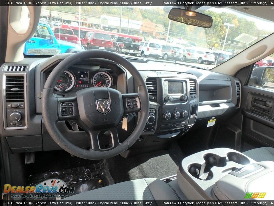 2018 Ram 1500 Express Crew Cab 4x4 Brilliant Black Crystal Pearl / Black/Diesel Gray Photo #12