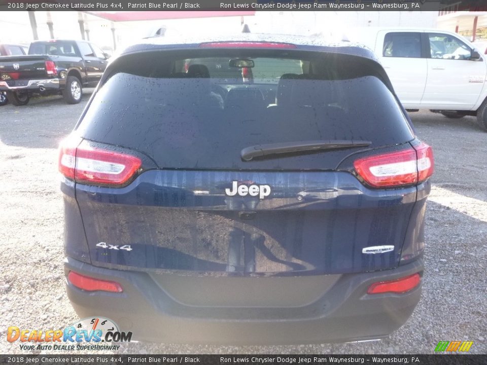 2018 Jeep Cherokee Latitude Plus 4x4 Patriot Blue Pearl / Black Photo #4
