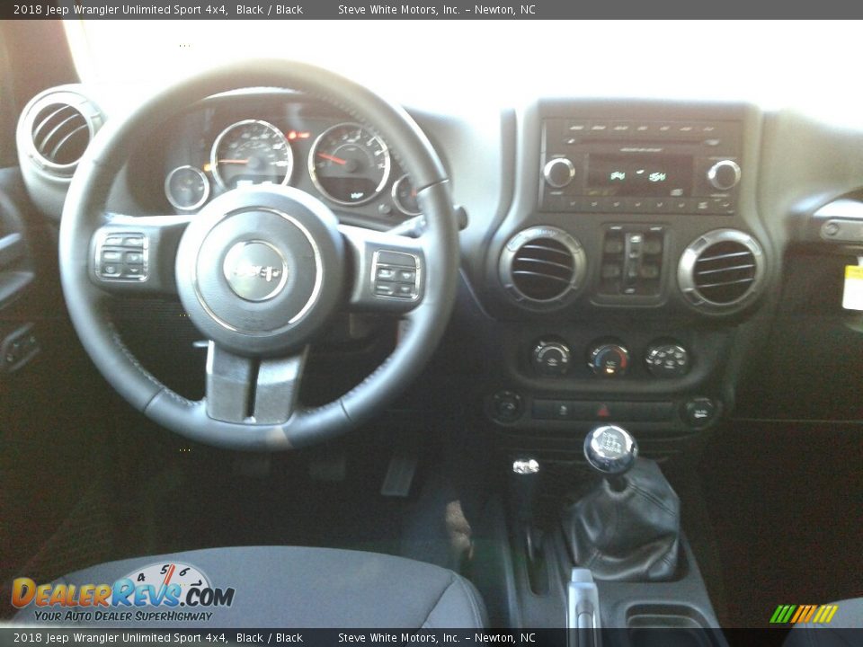 2018 Jeep Wrangler Unlimited Sport 4x4 Shifter Photo #15
