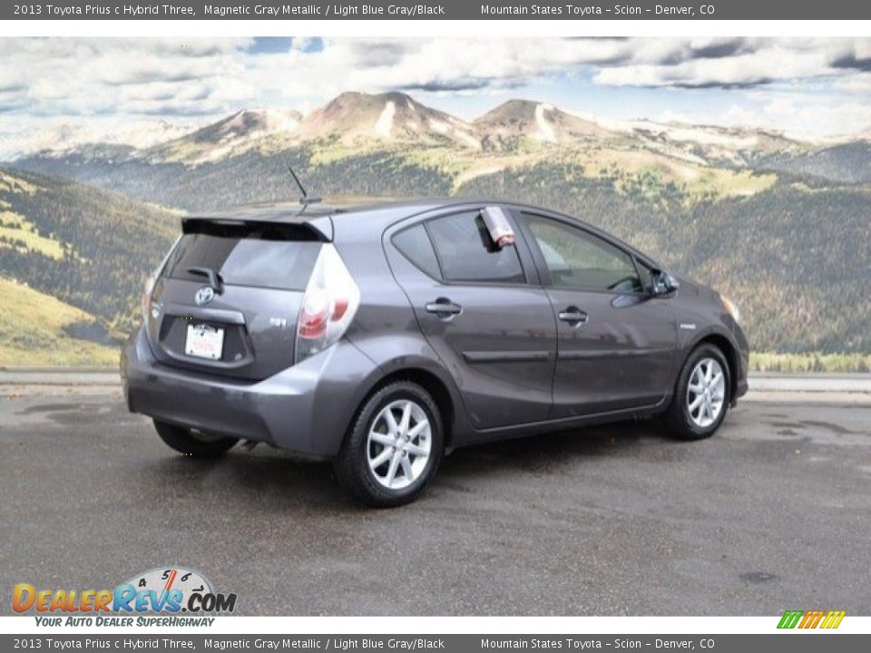 2013 Toyota Prius c Hybrid Three Magnetic Gray Metallic / Light Blue Gray/Black Photo #3