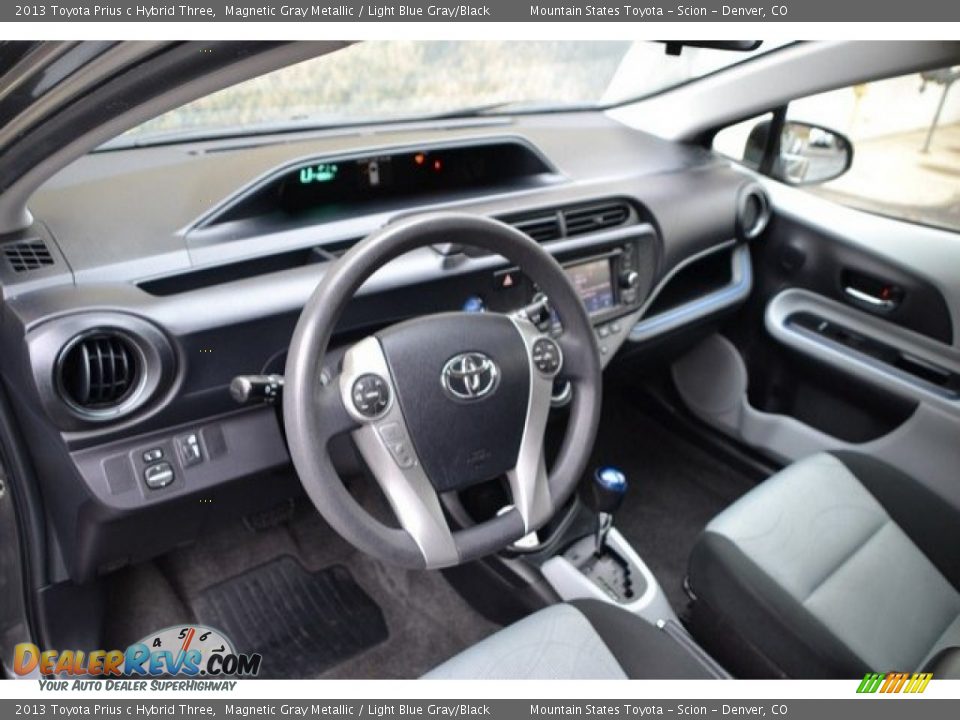 2013 Toyota Prius c Hybrid Three Magnetic Gray Metallic / Light Blue Gray/Black Photo #10