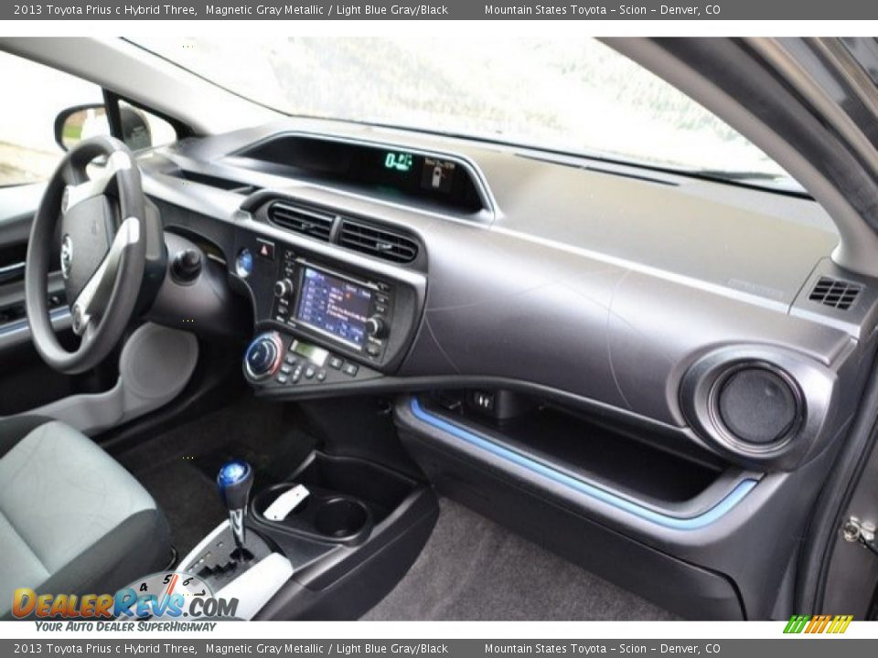 2013 Toyota Prius c Hybrid Three Magnetic Gray Metallic / Light Blue Gray/Black Photo #16