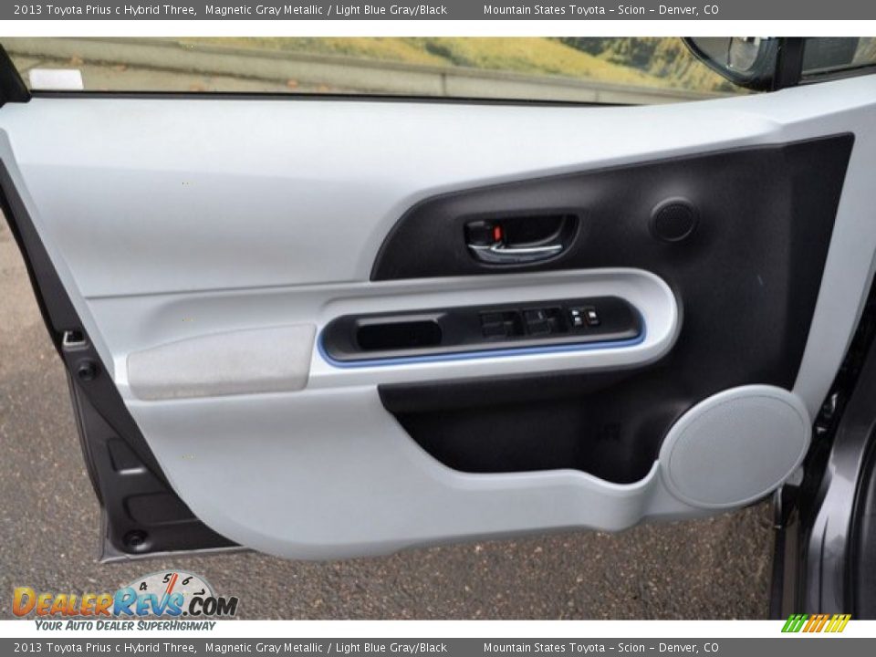 2013 Toyota Prius c Hybrid Three Magnetic Gray Metallic / Light Blue Gray/Black Photo #24