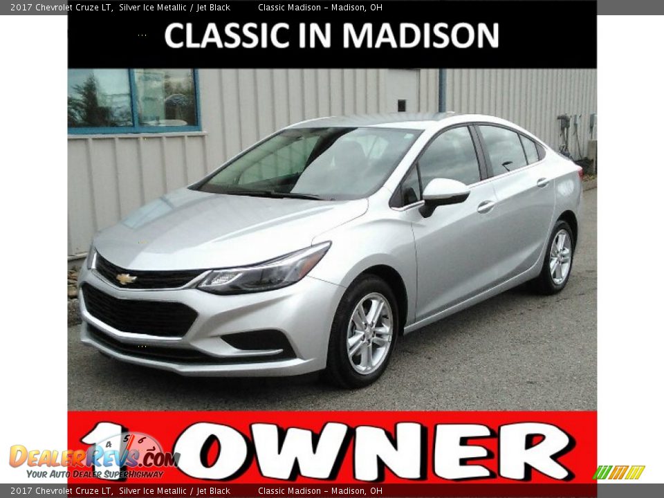 2017 Chevrolet Cruze LT Silver Ice Metallic / Jet Black Photo #1