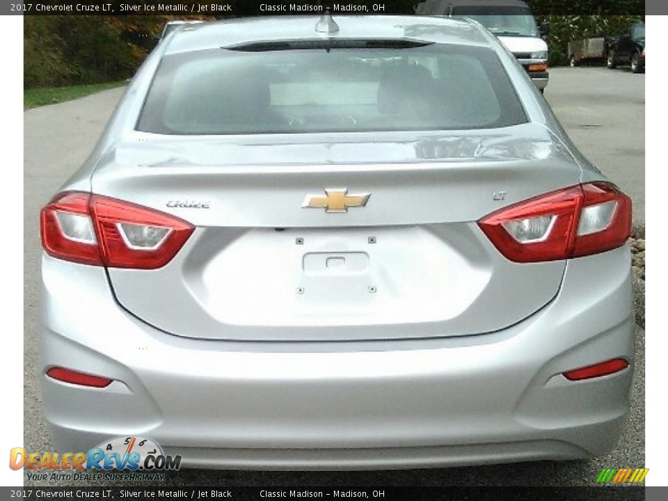 2017 Chevrolet Cruze LT Silver Ice Metallic / Jet Black Photo #5