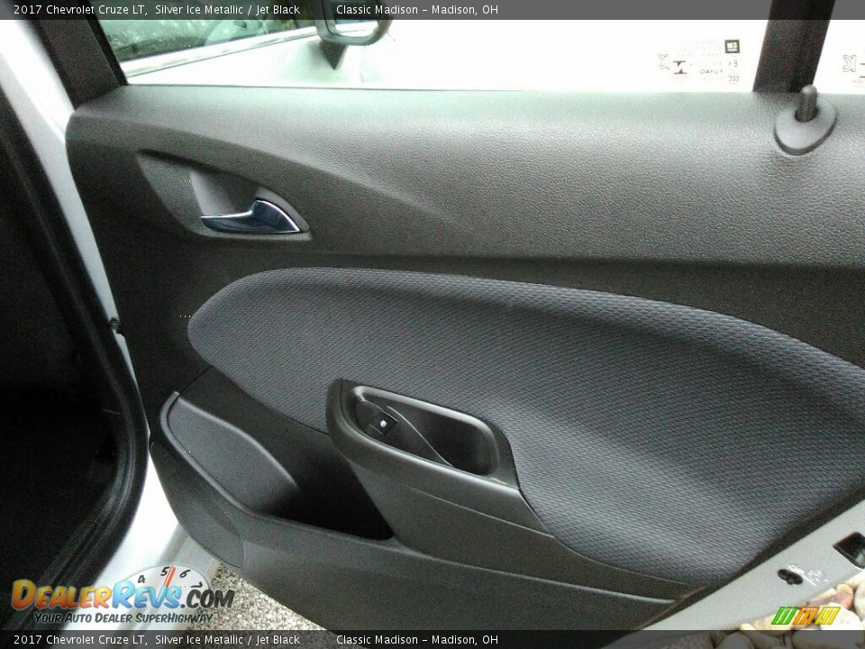 2017 Chevrolet Cruze LT Silver Ice Metallic / Jet Black Photo #15