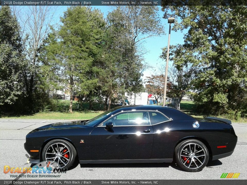 2018 Dodge Challenger R/T Scat Pack Pitch Black / Black Photo #1