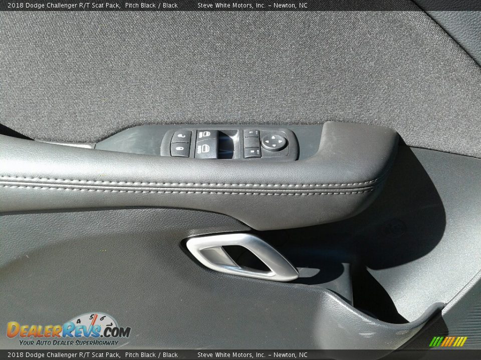 2018 Dodge Challenger R/T Scat Pack Pitch Black / Black Photo #9