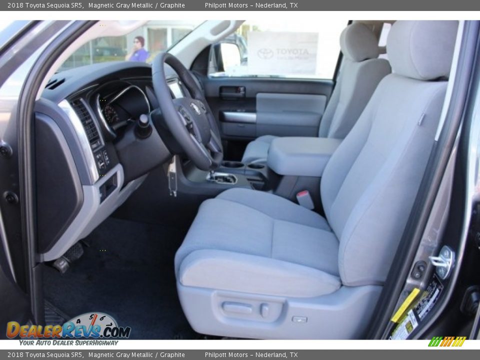 2018 Toyota Sequoia SR5 Magnetic Gray Metallic / Graphite Photo #11