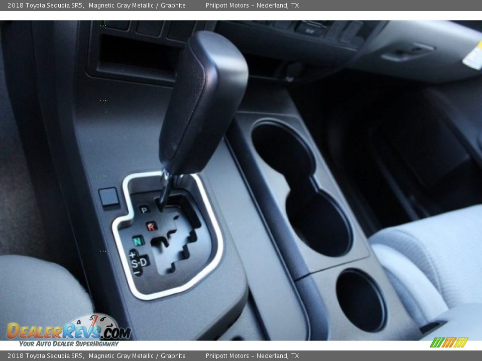 2018 Toyota Sequoia SR5 Magnetic Gray Metallic / Graphite Photo #15