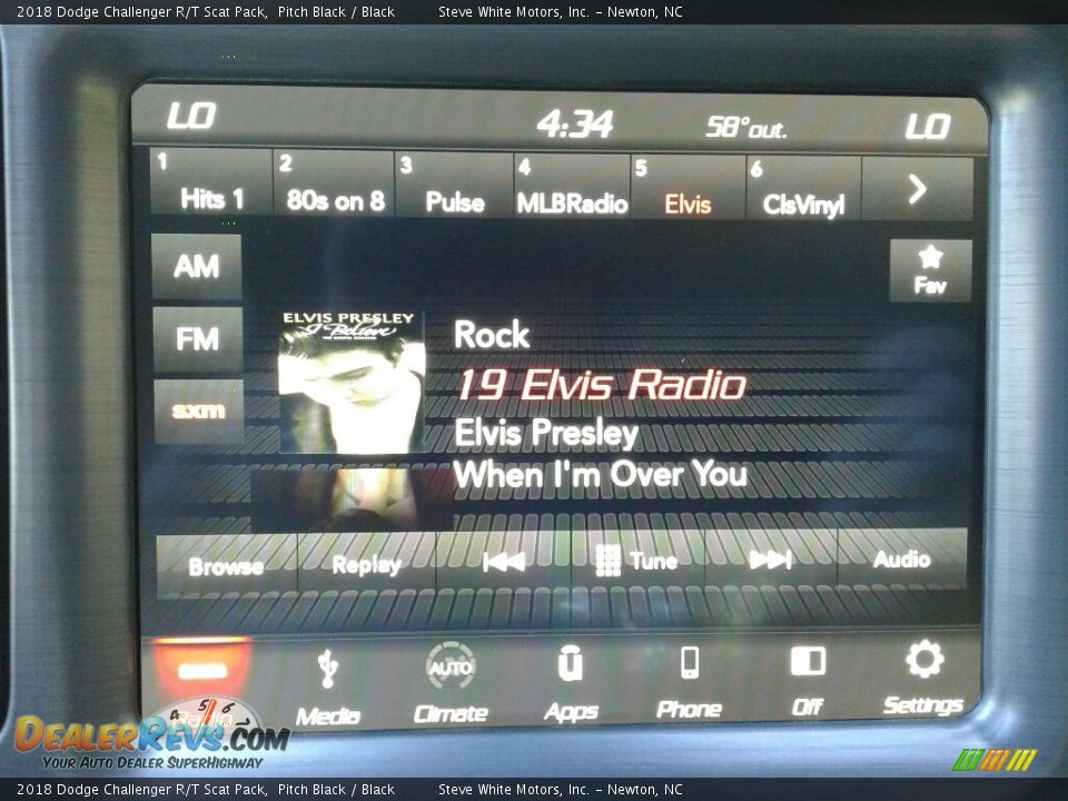 2018 Dodge Challenger R/T Scat Pack Pitch Black / Black Photo #19