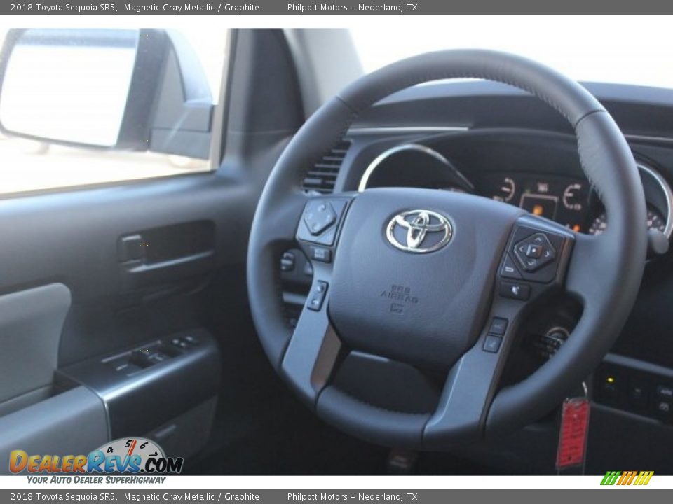 2018 Toyota Sequoia SR5 Magnetic Gray Metallic / Graphite Photo #23