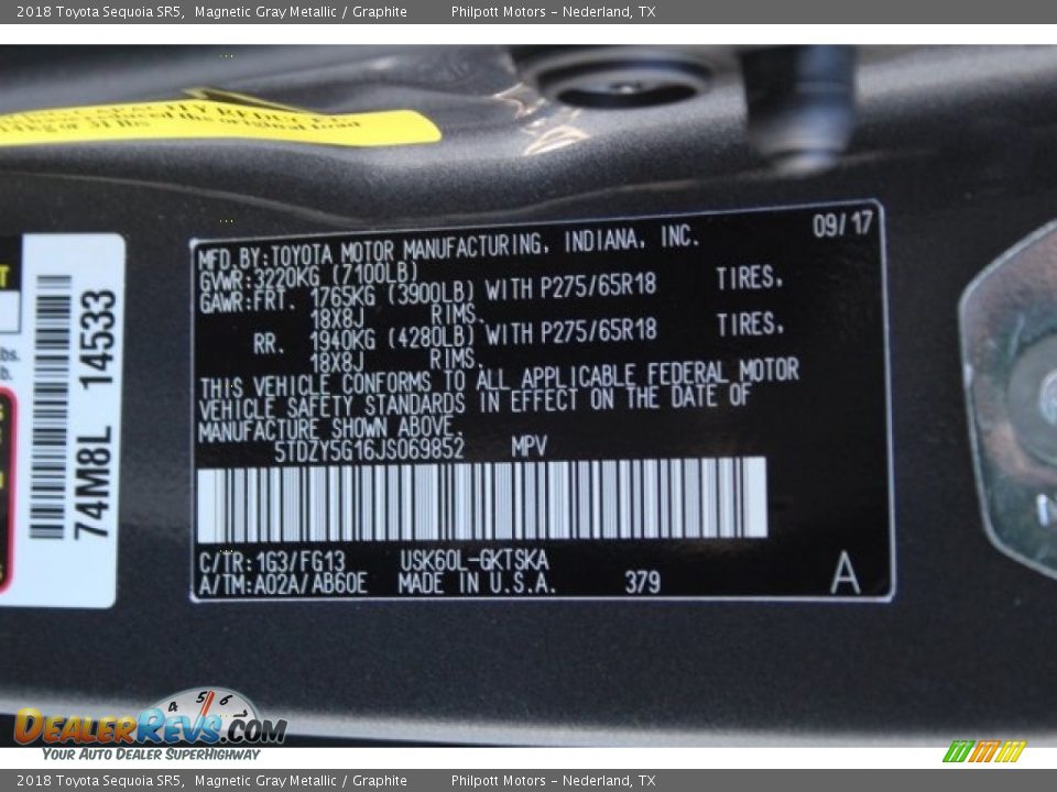 2018 Toyota Sequoia SR5 Magnetic Gray Metallic / Graphite Photo #27