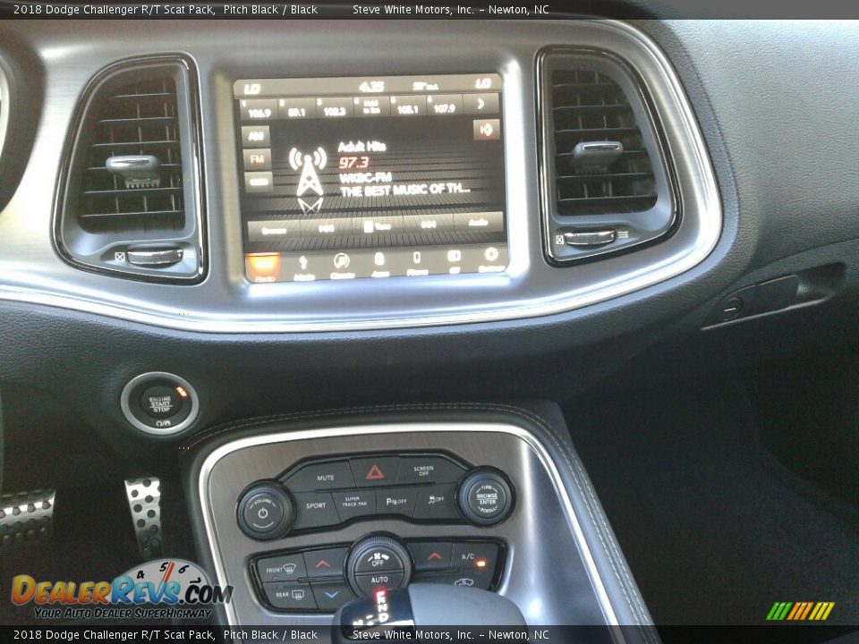 2018 Dodge Challenger R/T Scat Pack Pitch Black / Black Photo #25